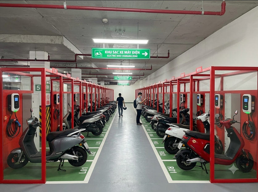 GIẢI PHÁP QUẢN LÝ VÀ KIỂM SOÁT BÃI SẠC RIÊNG CHO XE ĐIỆN TẠI CÁC TẦNG HẦM KHU CHUNG CƯ 4 bai 2
